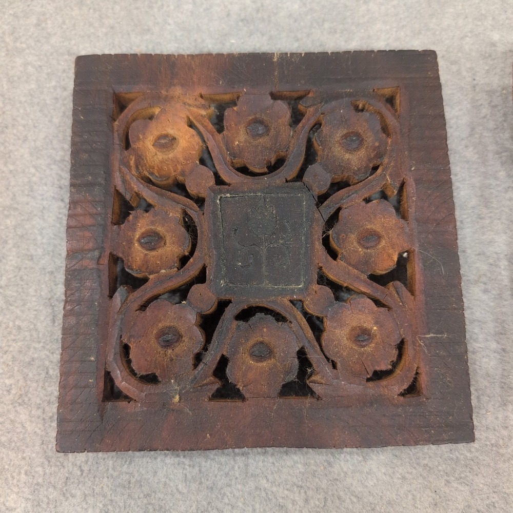 Vintage Hand Carved Sheesham Wood Trivet Set 2 Piece Floral Leaf Made in India - Picture 2 of 8